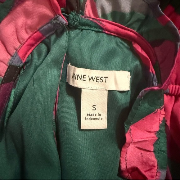 Nine West Sleeveless Pleated Peplum Satin Top Pink Prisms - Picture 4 of 5